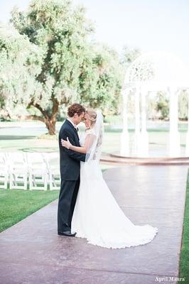 Scottsdale Wedding Photographer | Arizona Wedding | April Maura Photography | Orange Tree Golf Resort wedding