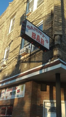 Sammy's Bar