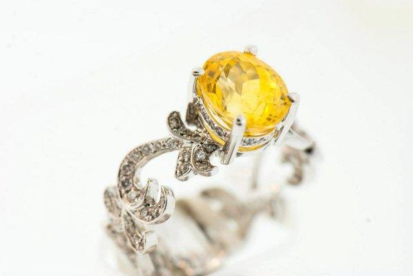 Yellow sapphire