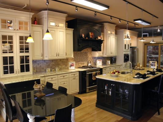 DEWILS CUSTOM CABINETRY SHOWROOM DISPLAY