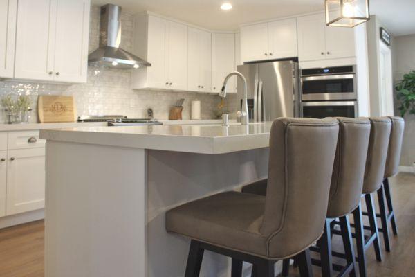 Silestone Calacatta Gold Quartz Island counters with a 2" Miter Edge