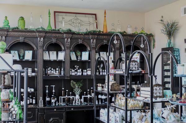 Inside Reno's best aroma apothecary shop and refill shop since 2011!