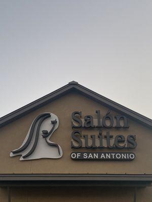 Amazing place to get pampered!! Best in all of San Antonio highly recommended!!