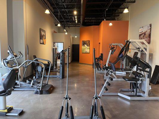 A look into our modern fitness facility