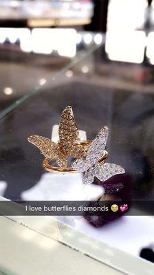 Two tone diamond gorgeous diamond butterfly ring .