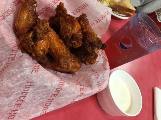 10-piece buffalo wing dinner