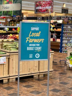 Stanchion sign printed for local grocery store