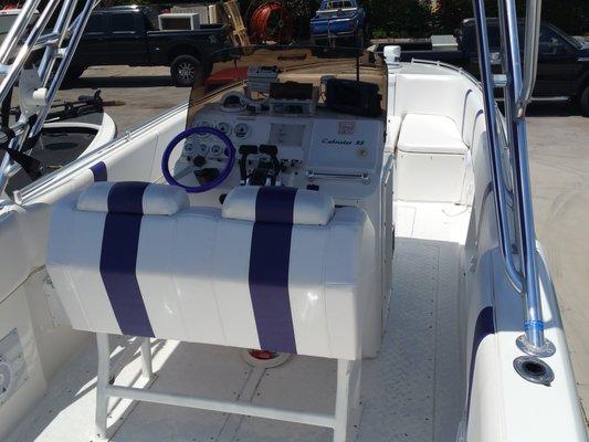 35ft Avanti new upholstery plus T-Top