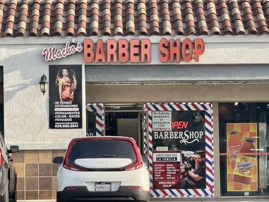 Macho's Barber Shop