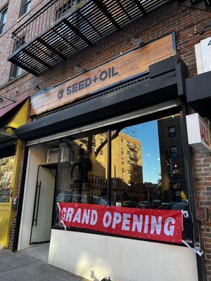 Grand opening of a new store! Hello Seed+ Oil ! Welcome to the neighborhood.