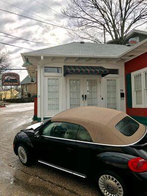 I parked at front door. If you have a big car or an SUV you can park on the street.