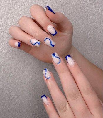 design with short nails