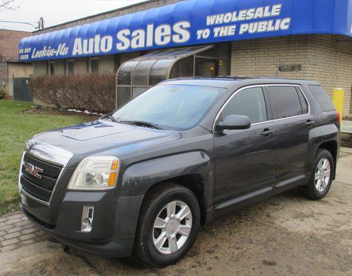 2011 GMC Terrain AWD  very clean runs great!  122,000 miles