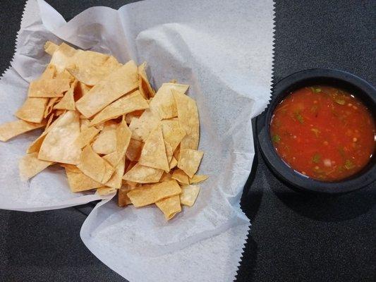 Chips and salsa !!!