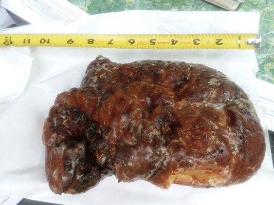 What a 10" Apple fritter? Oh yeah you betch!