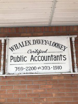 Whalen Davey Looney LLP