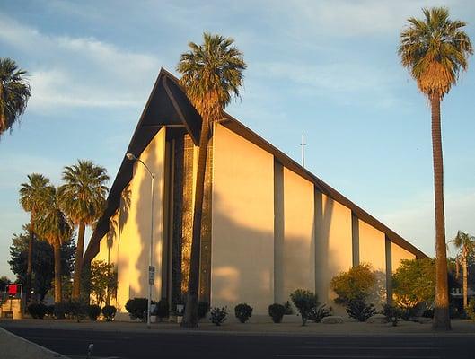 Church of the Beatitudes, at the southeast corner of Glendale Av. and 7th Av.