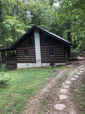 We love the Cherokee cabin at Cabins in the woods!