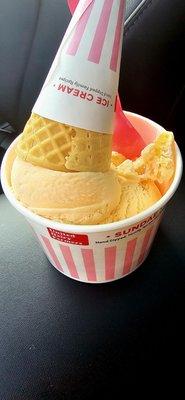 1 scoop peach ice cream