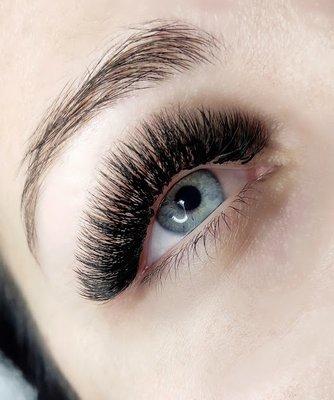 mega volume lashes