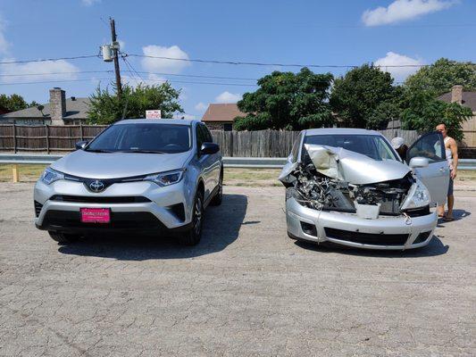 My dad car on the right.