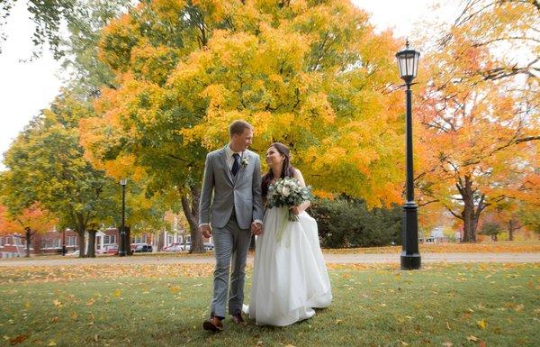 Fall wedding a Carnell Hall in Fayetteville Arkansas