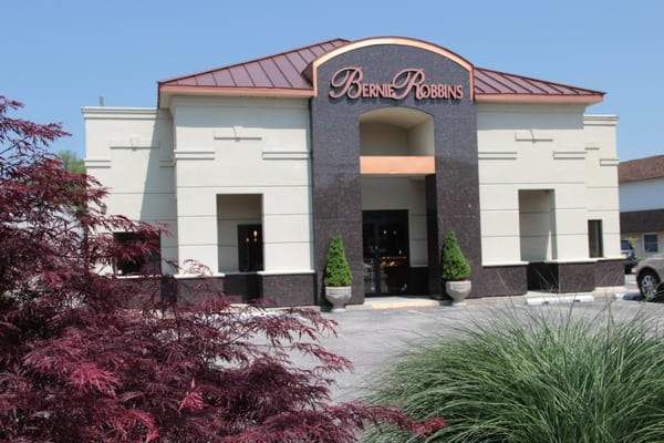 Bernie Robbins Jewelers Somers Point exterior photo.