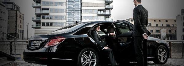 Black Luxury Airport transportation