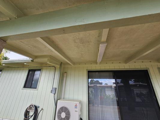 Lanai ceiling before power wash.