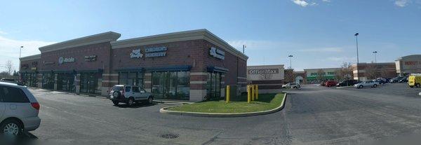 Convenient location in Perrysburg. In front of Bed, Bath and Beyond, Office Max, Hobby Lobby.