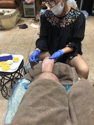 Mandarin pedicure