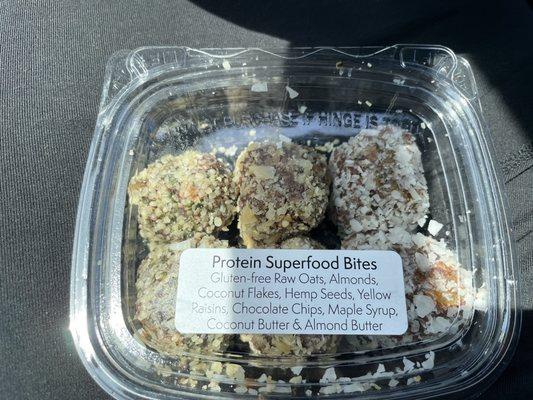 Protein superfood bites (delicious)