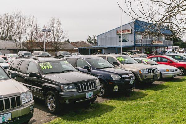 3,000 Mile Warranty! Clean Carfax! We Finance!