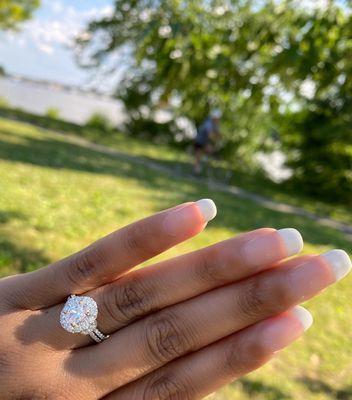 My amazing engagement ring!