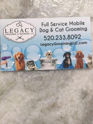 Mobile dog and cat grooming.