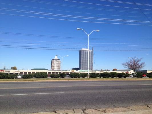 2013-11-18 10.45.59; Eastgate Shopping Center; Clark Tower in background, Memphis TN