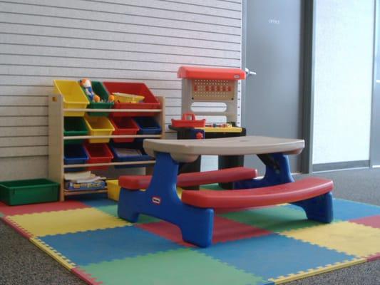 Chidren's play area and free WIFI