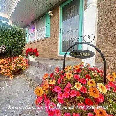 Welcome to Lomi Massage