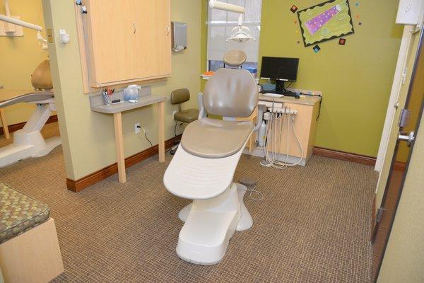 Buda Kids Teeth Exam Room