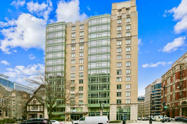 1 bedroom condo with a terrace on K. St. in NW Washington DC