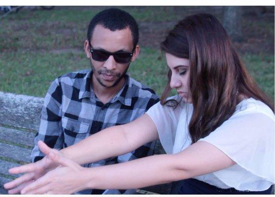 This is me demonstrating hypnosis in Houston, TX. She was feeling bad. I helped her get over the bad feeling and feel energetic and joyful.