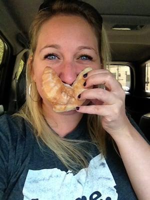 Doughsants (like a Cronut) make me smile! Tasted like a French Crueller but better. Yum and only £1!