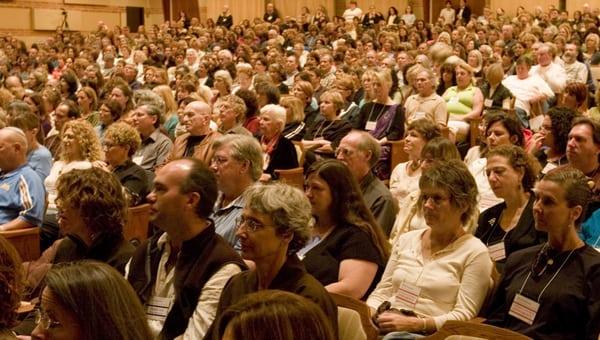 Audience at 2007 "Mindfulness and Psychotherapy: Cultivating Well-Being in the Present Moment" conference.