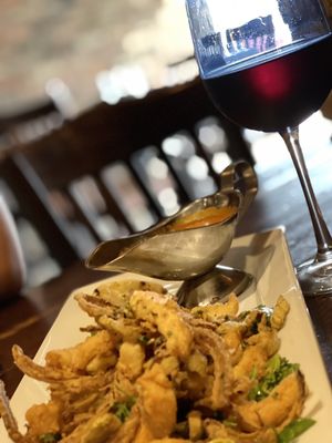 Calamari and Moscato wine