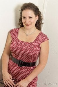 Photo of Julie L.