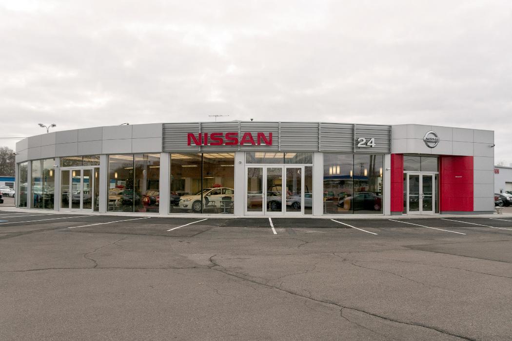 Nissan 24