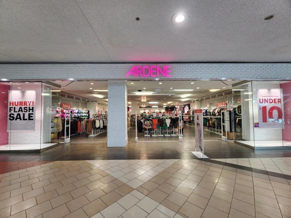 Ardene Liquidation Store