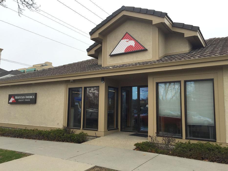 Mountain America Credit Union - Boise: 3rd Street Branch