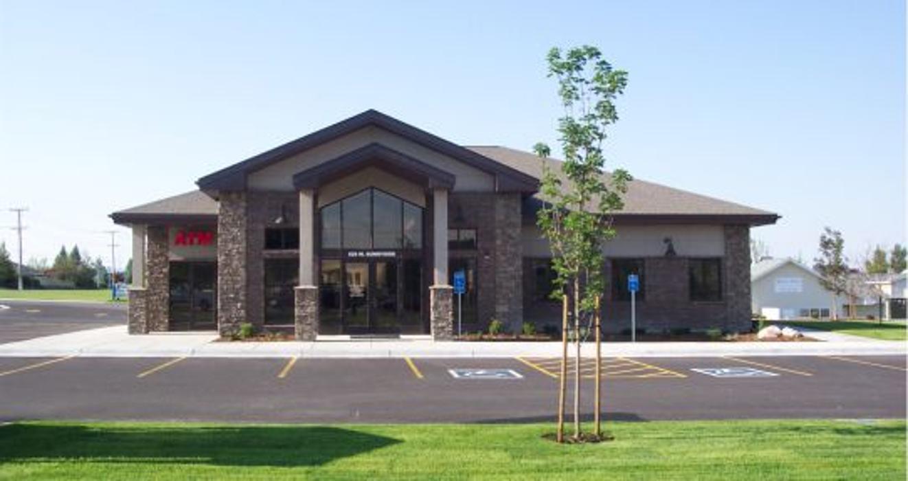 Mountain America Credit Union - Idaho Falls: Snake River Parkway Branch