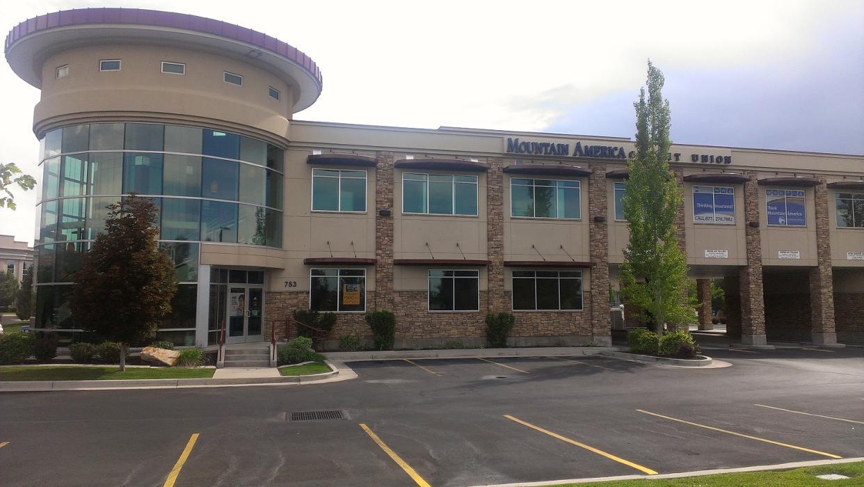 Mountain America Credit Union - South Jordan: 753 West South Jordan Parkway Branch